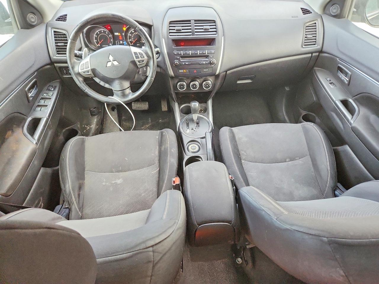 2013 MITSUBISHI OUTLANDER SPORT SE photo 15