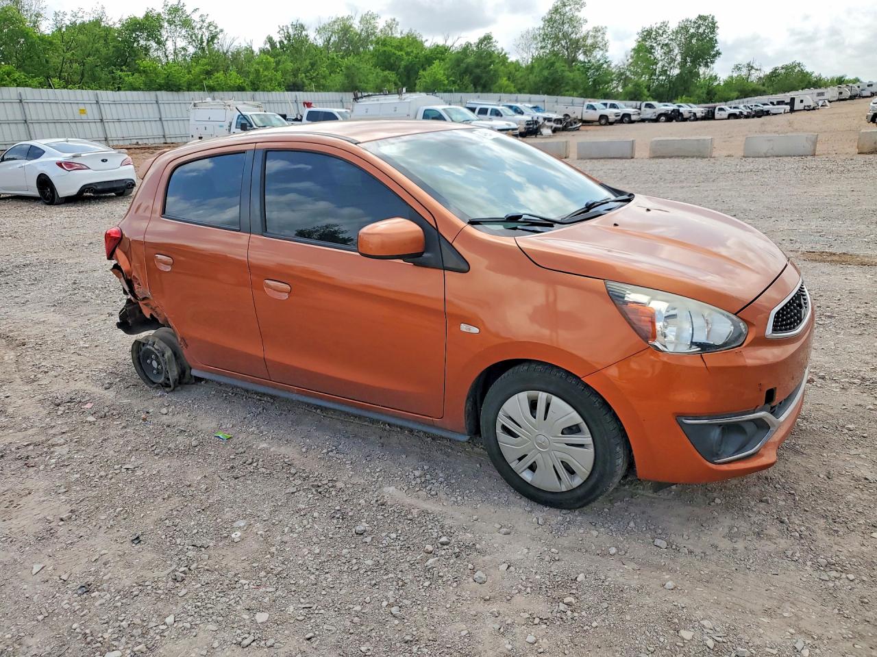 2017 MITSUBISHI MIRAGE ES photo 7