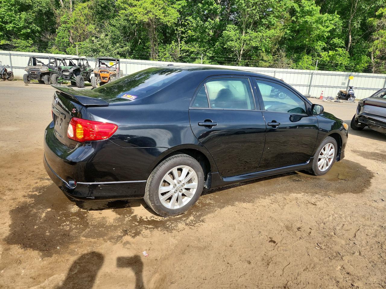 2010 TOYOTA COROLLA S photo 7