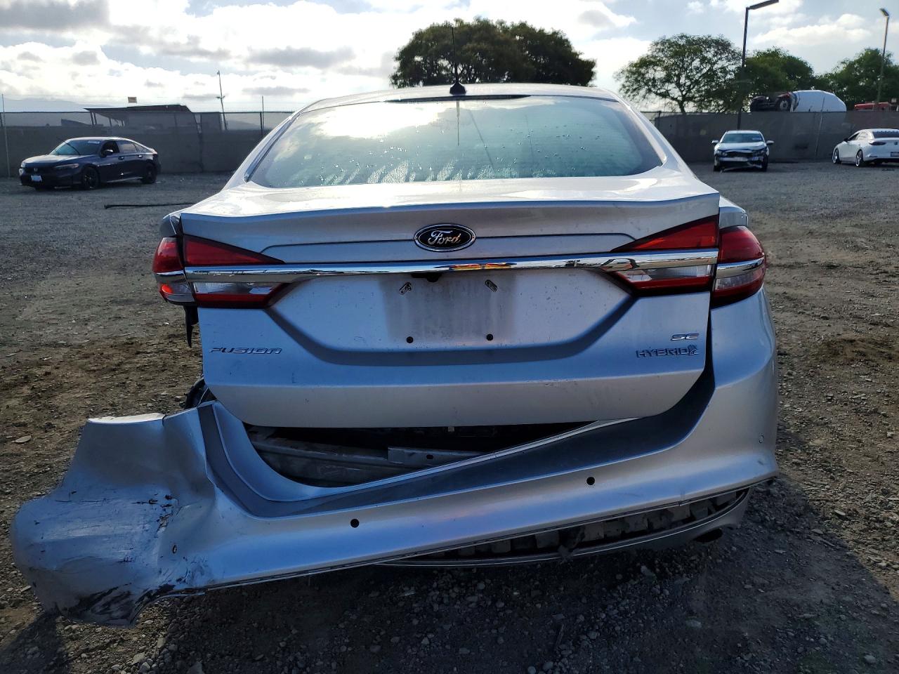 2018 FORD FUSION photo 16
