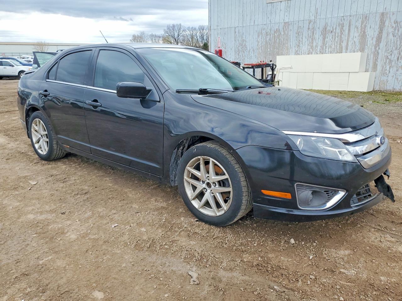 2010 FORD FUSION SEL photo 4