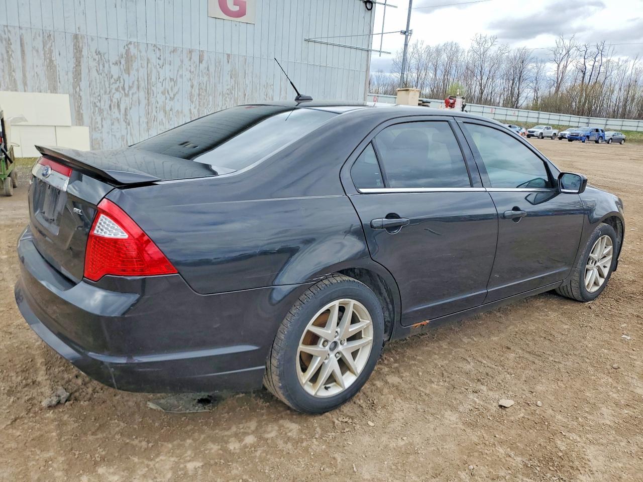 2010 FORD FUSION SEL photo 3