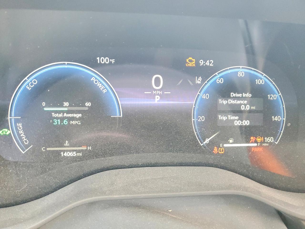 2025 TOYOTA SIENNA XSE photo 17
