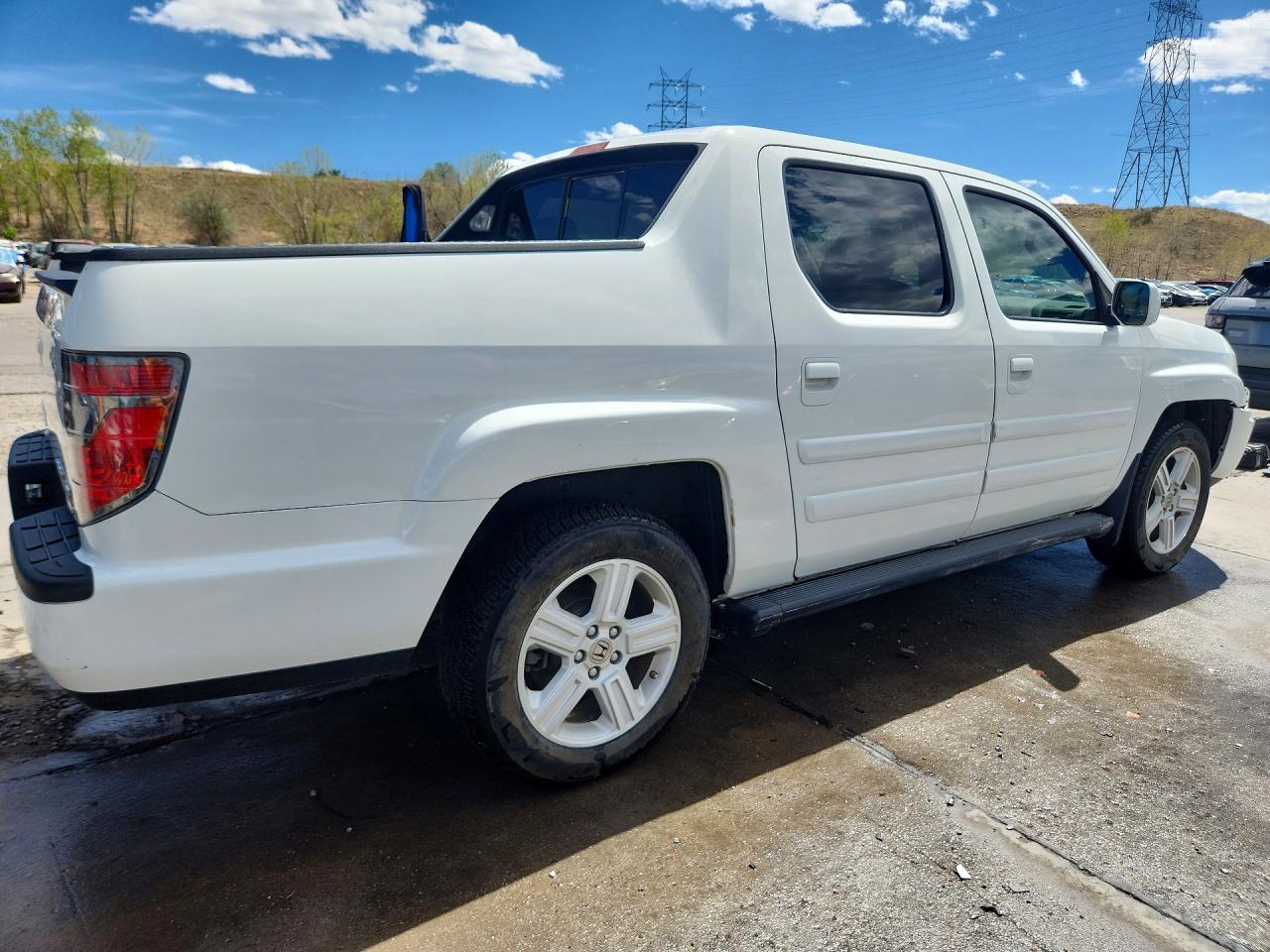 2012 HONDA RIDGELINE RTL photo 3