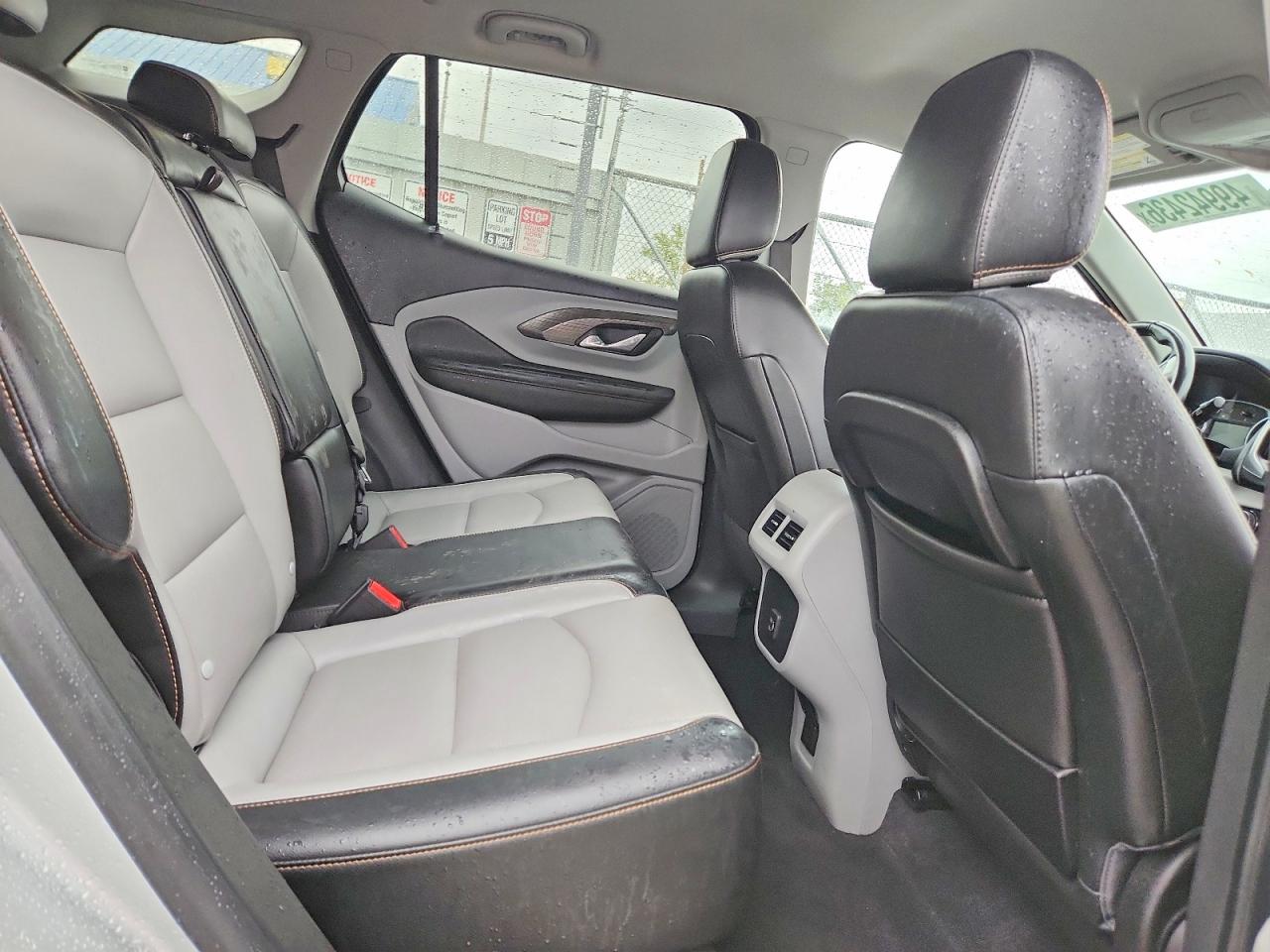 2019 GMC TERRAIN SLT photo 11
