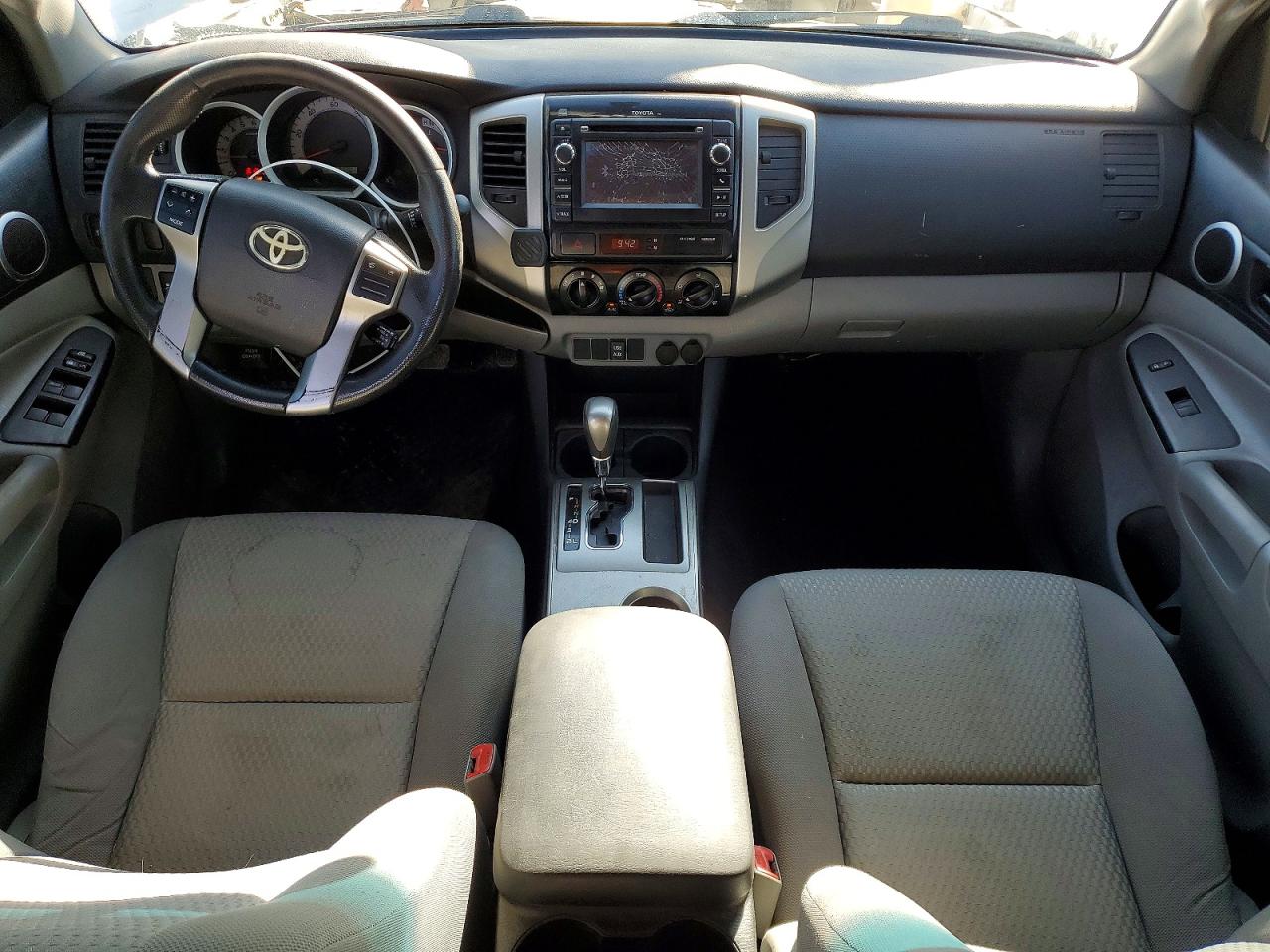 2013 TOYOTA TACOMA photo 22