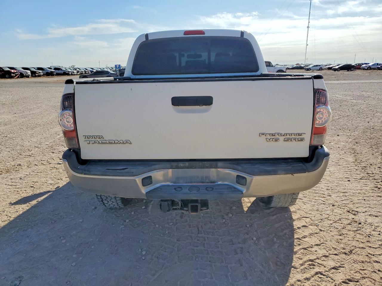 2013 TOYOTA TACOMA photo 16