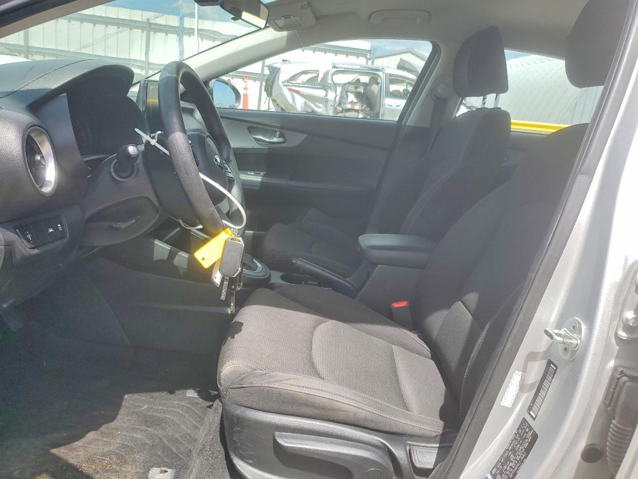 2020 KIA FORTE LXS photo 13