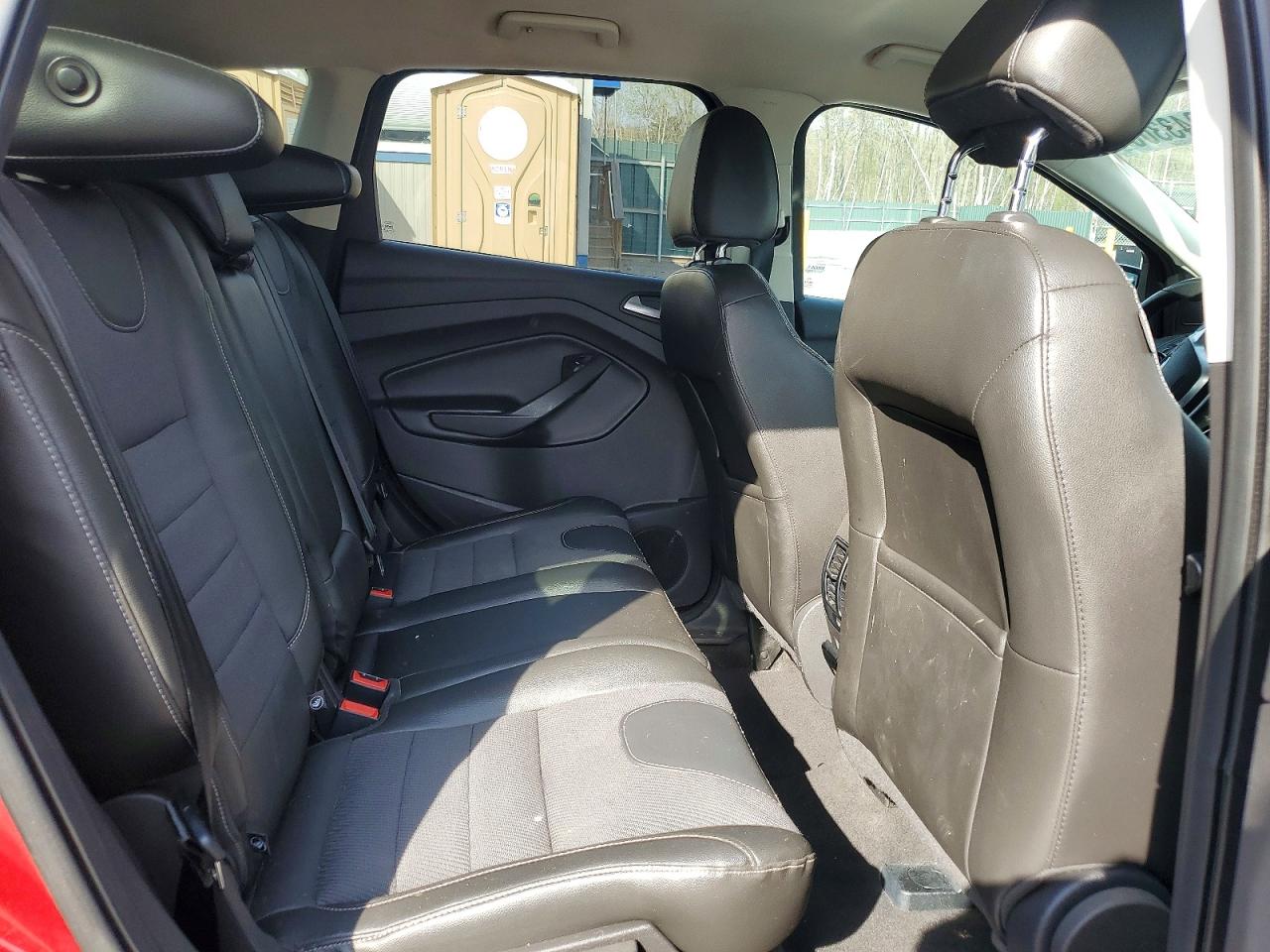 2015 FORD ESCAPE SE photo 21
