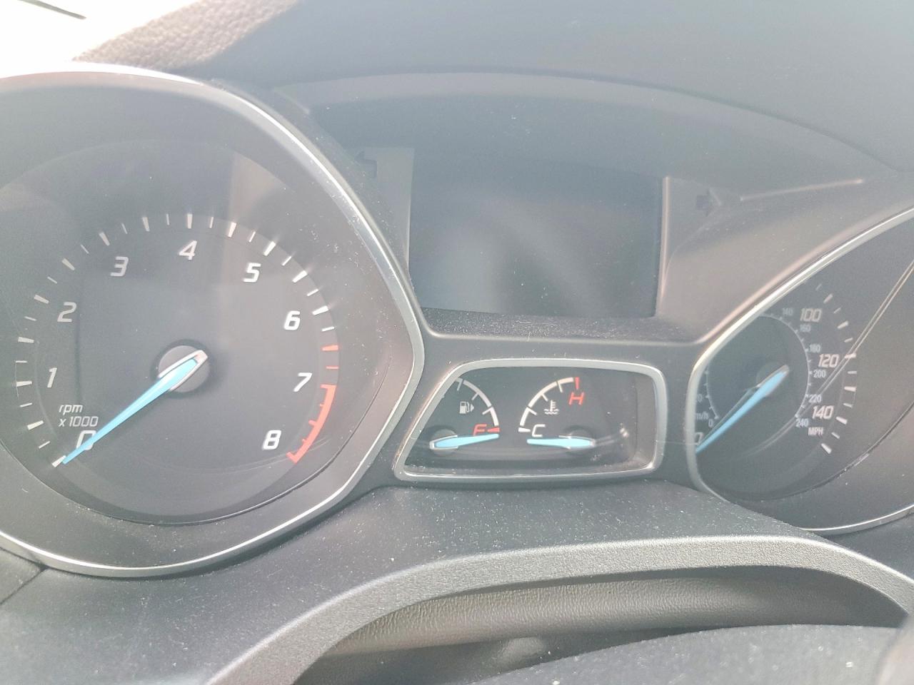 2015 FORD ESCAPE SE photo 17