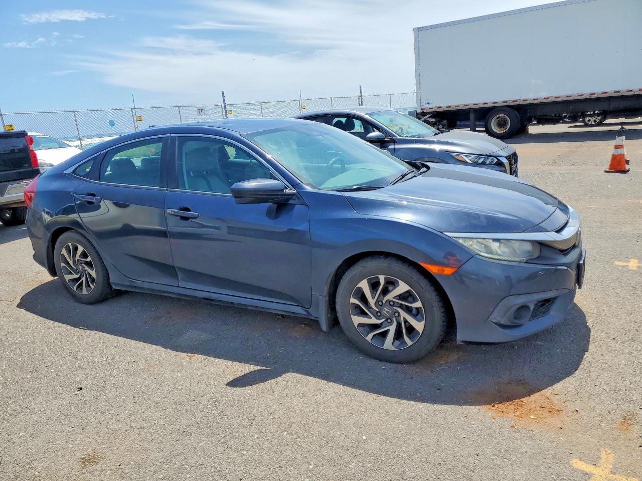 2017 HONDA CIVIC EX photo 7