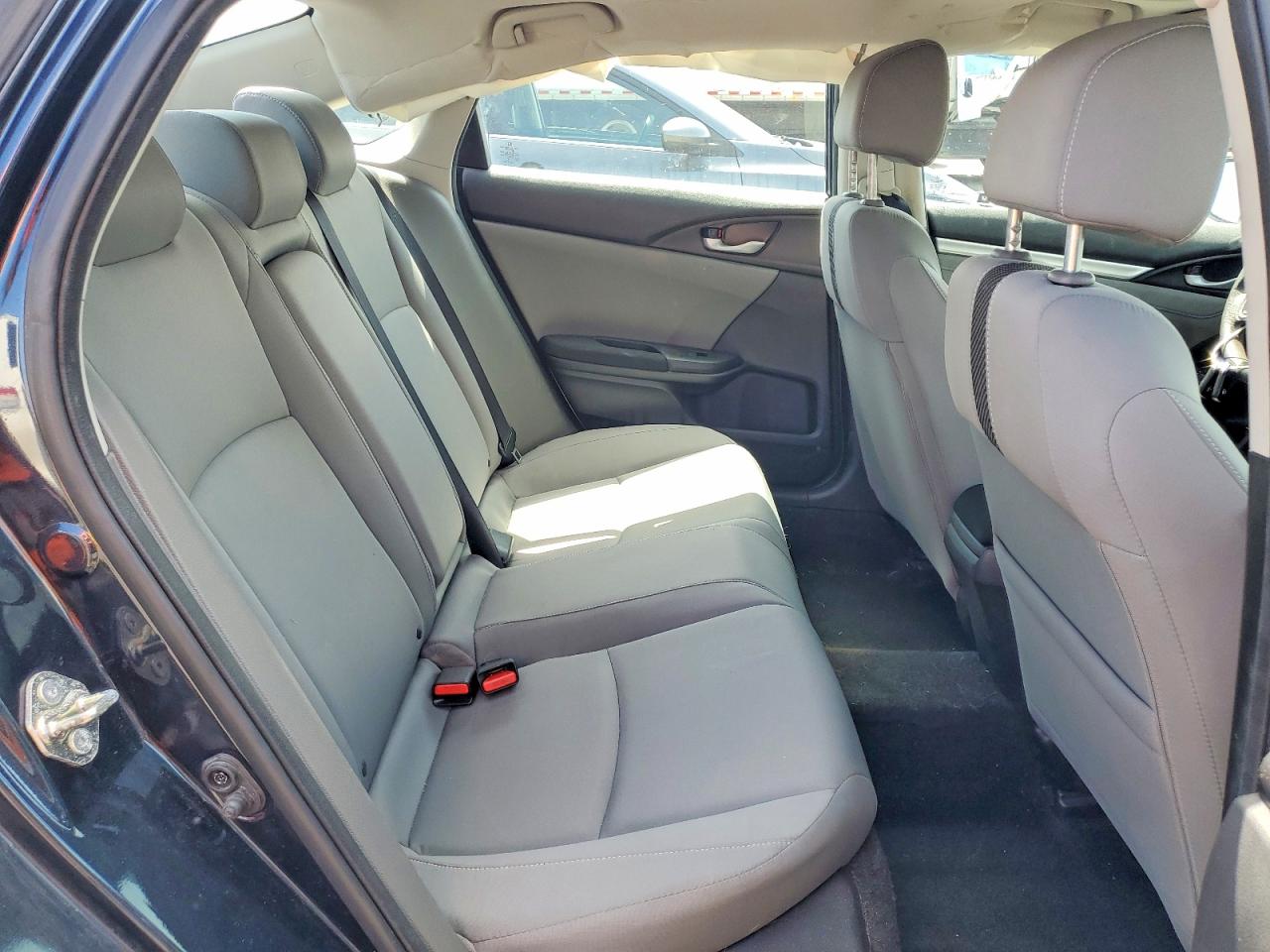 2017 HONDA CIVIC EX photo 19