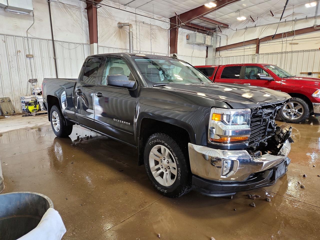 2018 CHEVROLET SILVERADO K1500 LT photo 7