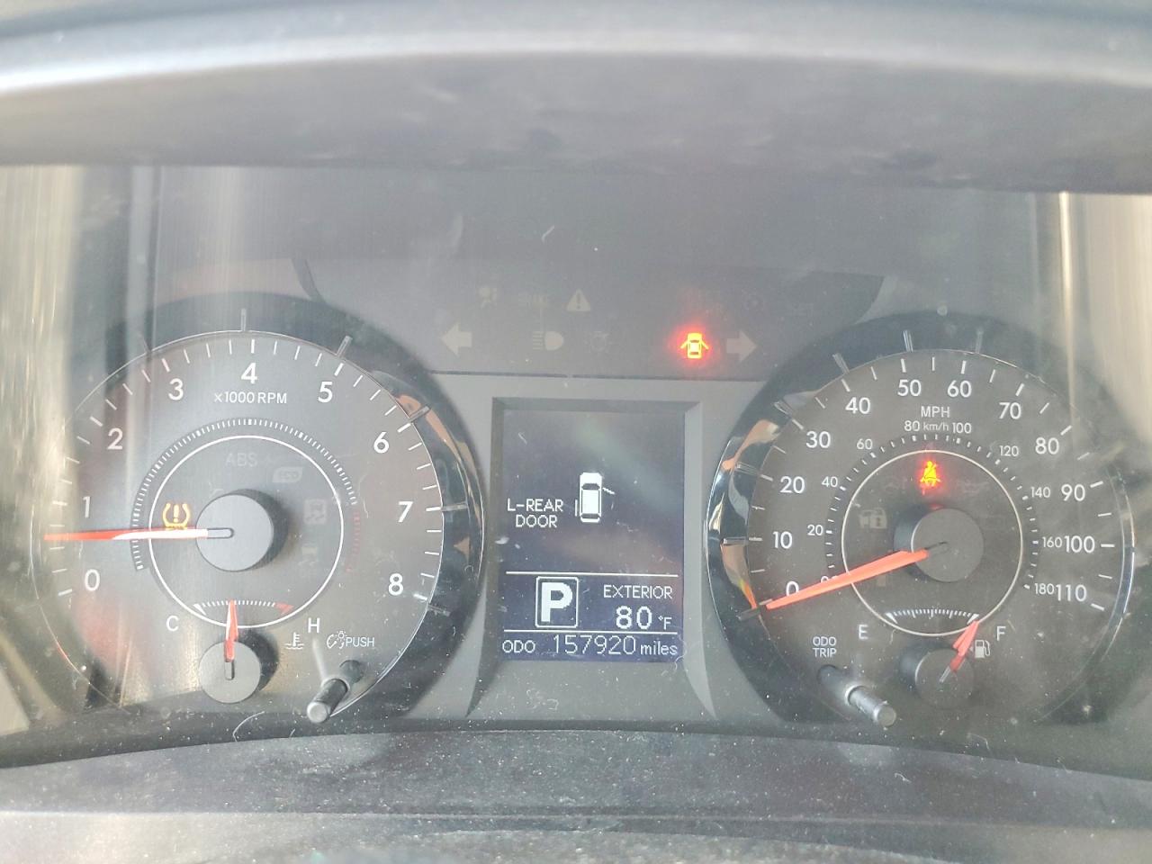 2017 TOYOTA SIENNA LE photo 17