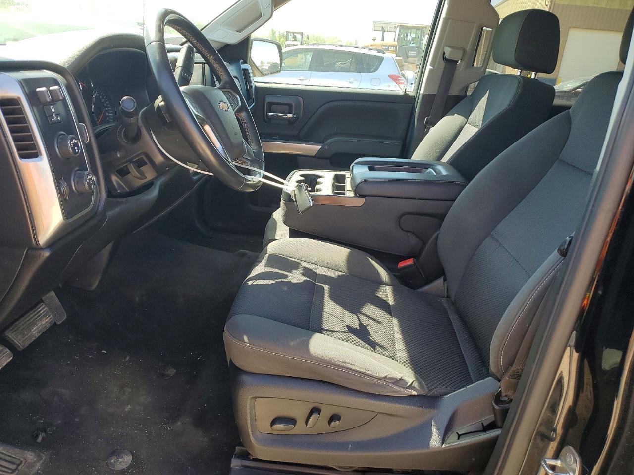 2018 CHEVROLET SILVERADO K1500 LT photo 13