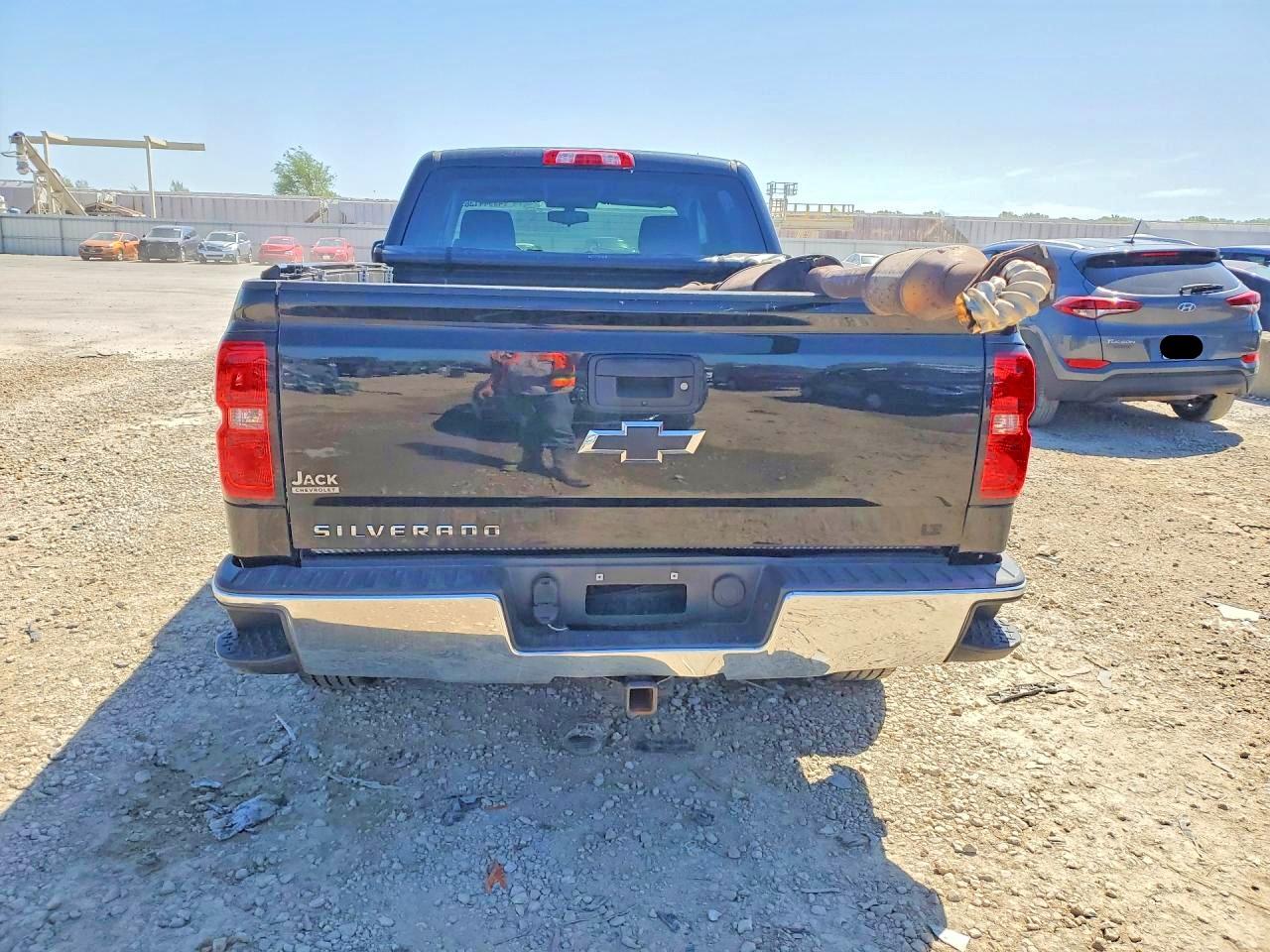2018 CHEVROLET SILVERADO K1500 LT photo 11