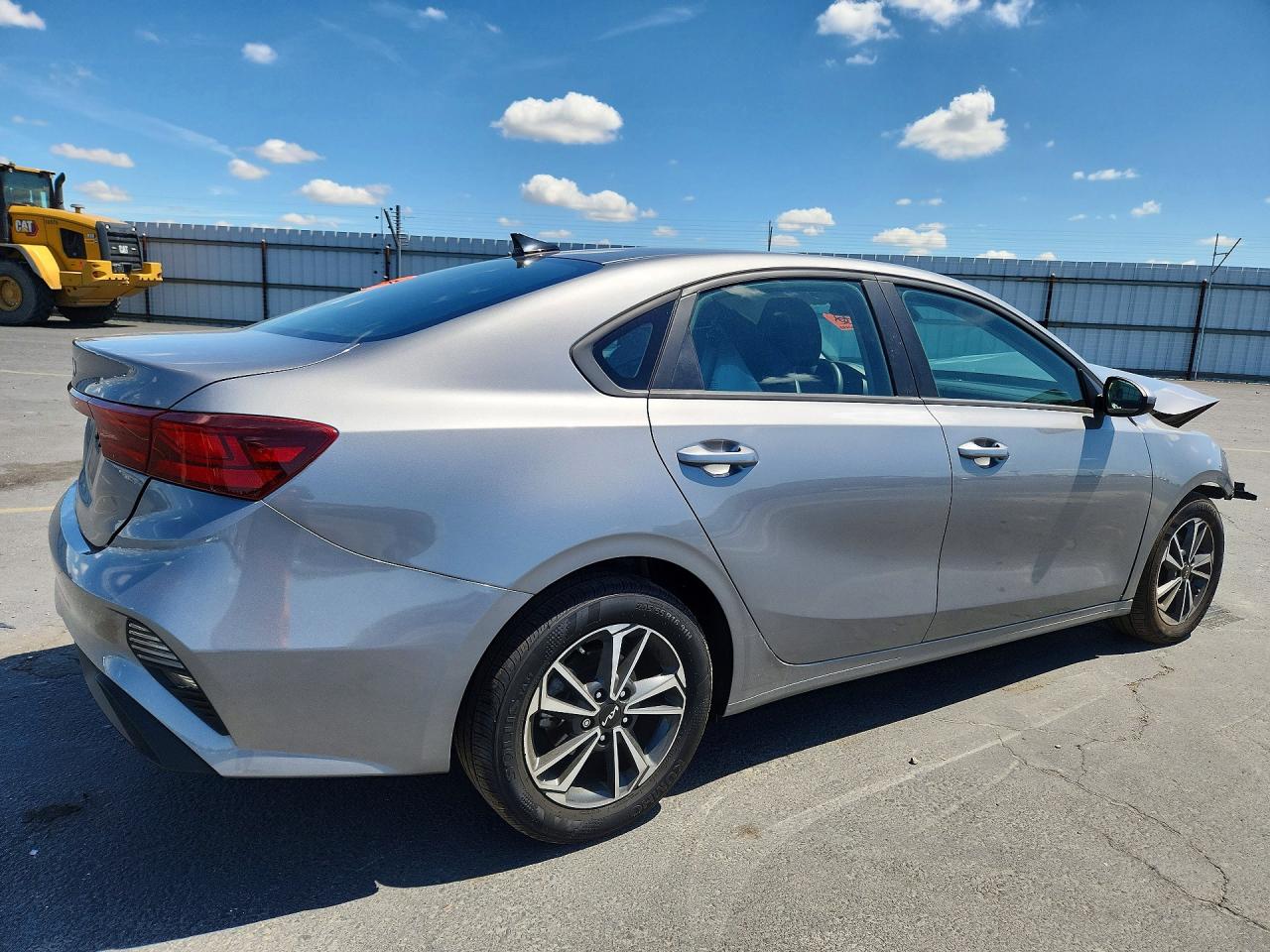 2024 KIA FORTE LXS photo 5