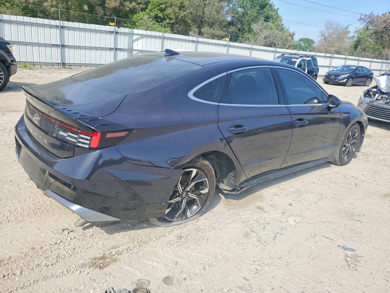 2024 HYUNDAI SONATA SEL photo 5