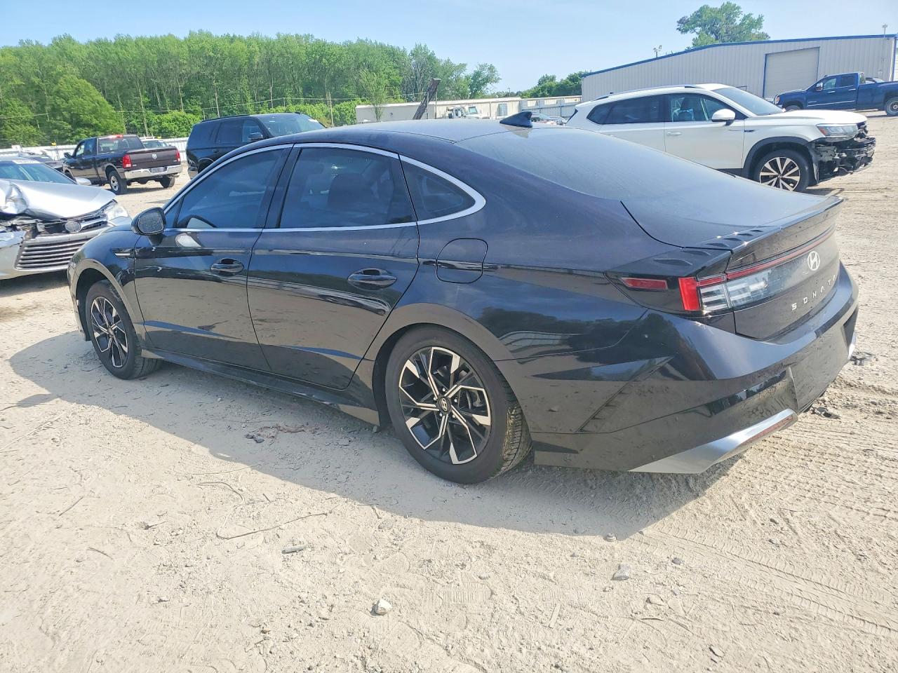 2024 HYUNDAI SONATA SEL photo 3