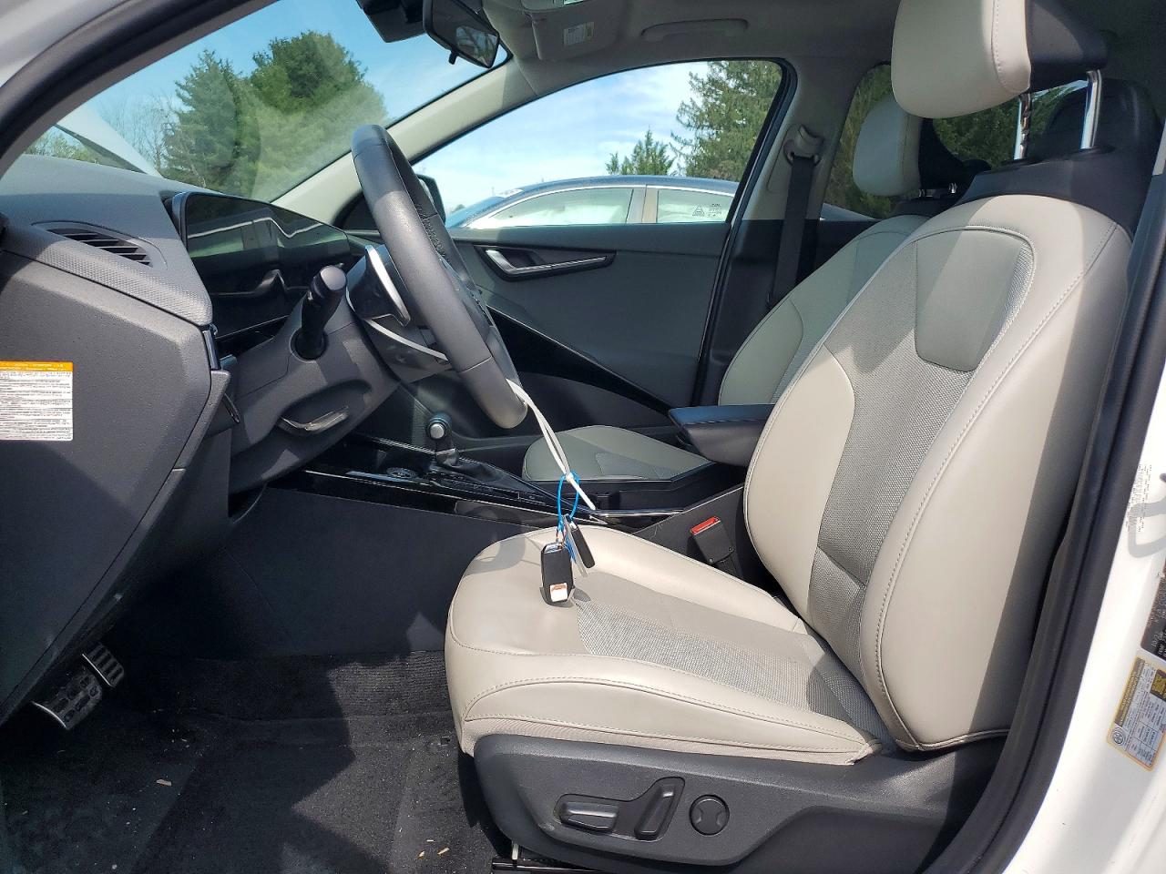 2023 KIA NIRO EX photo 19
