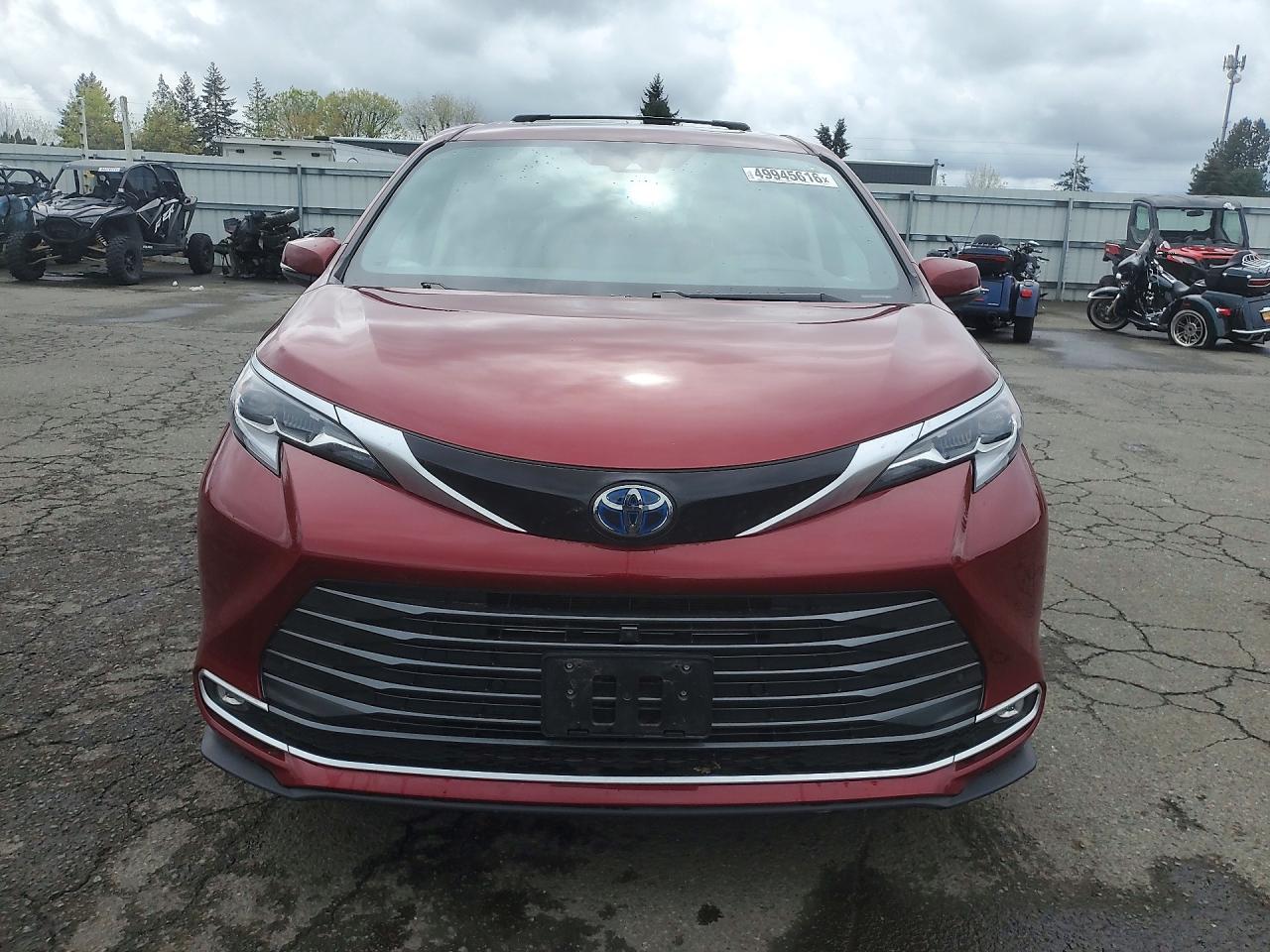 2021 TOYOTA SIENNA PLATINUM 7-PASSENGER photo 13