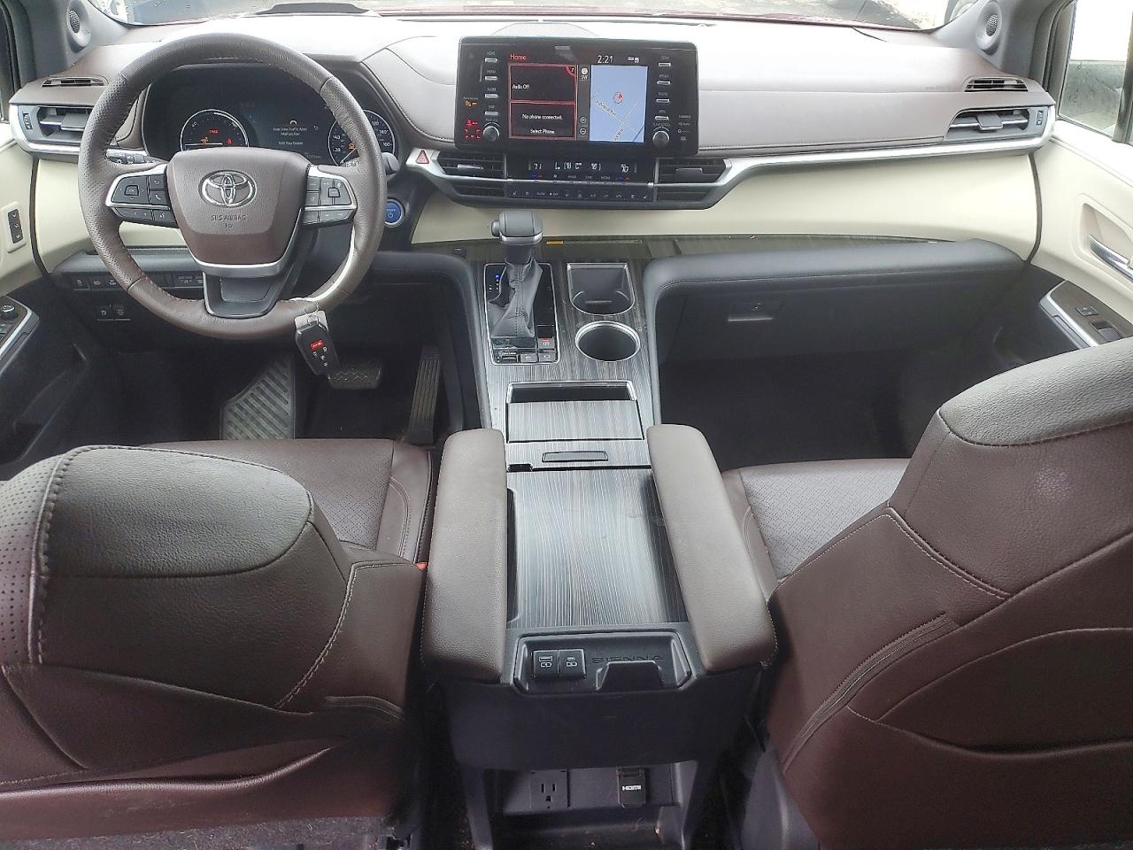 2021 TOYOTA SIENNA PLATINUM 7-PASSENGER photo 22