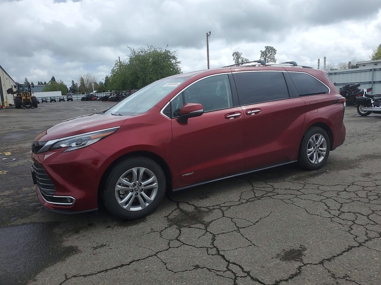 2021 TOYOTA SIENNA