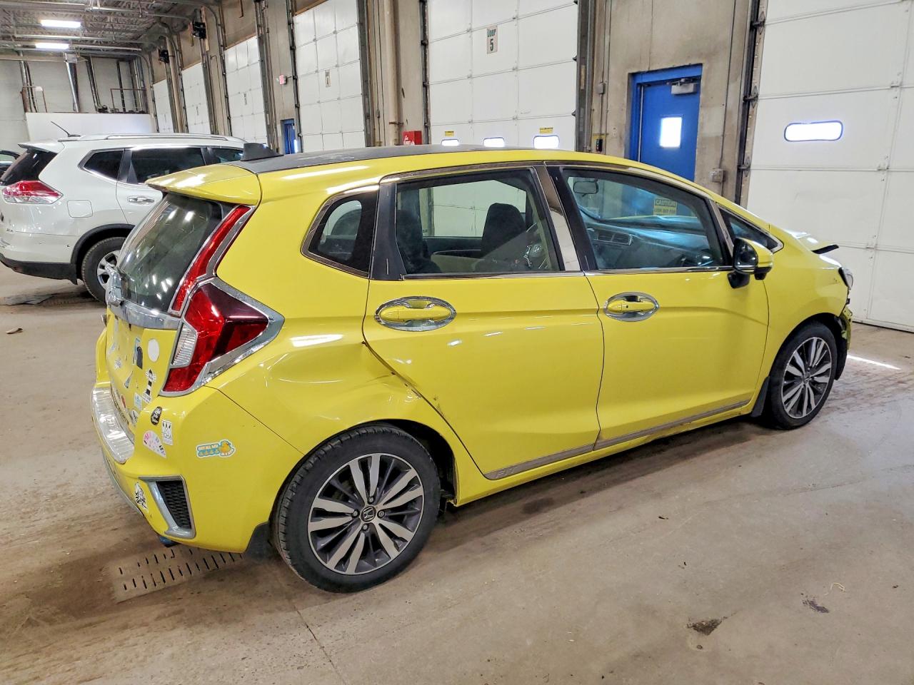 2016 HONDA FIT EX photo 3