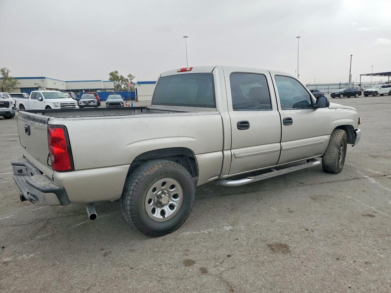 2006 CHEVROLET SILVERADO K1500 photo 7