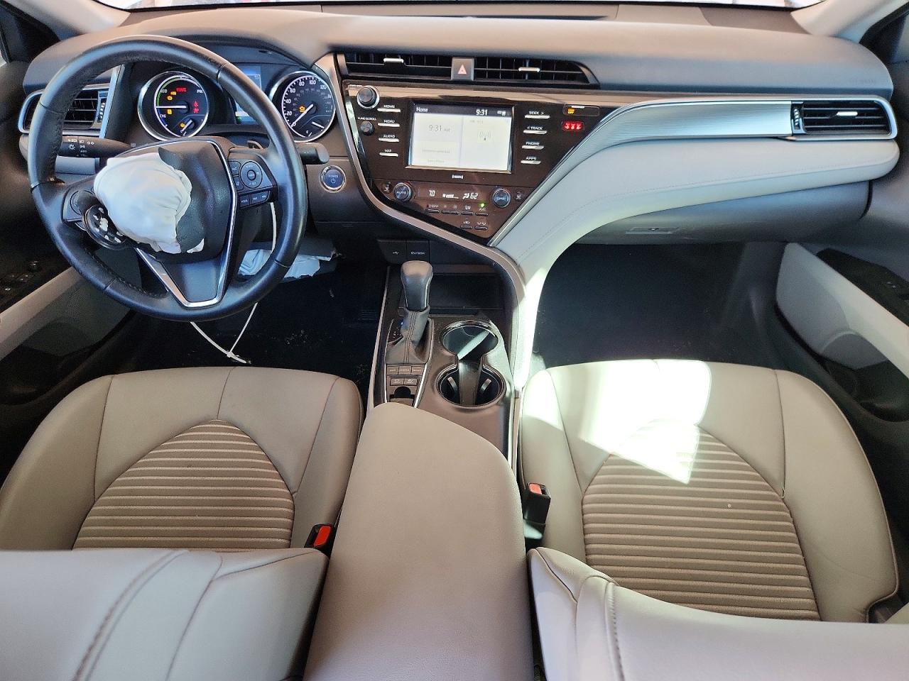 2020 TOYOTA CAMRY SE photo 15