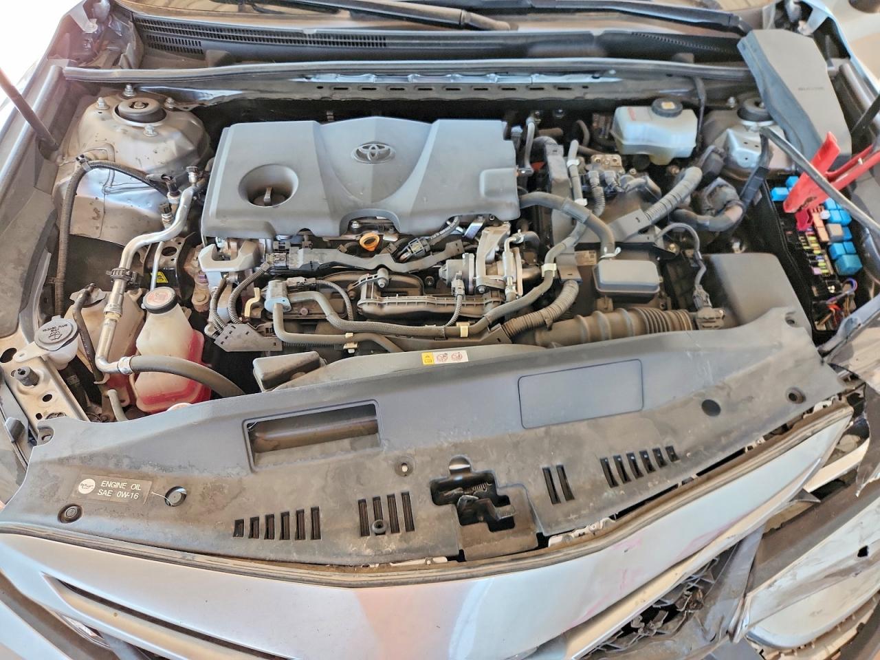 2020 TOYOTA CAMRY SE photo 21