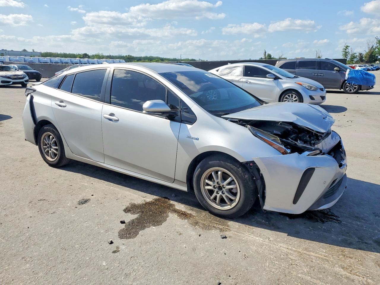 2019 TOYOTA PRIUS LE photo 7