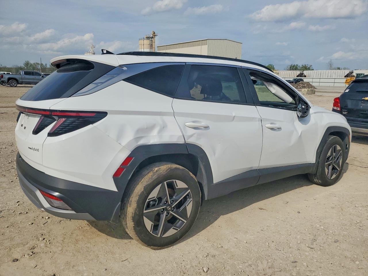 2025 HYUNDAI TUCSON SEL CONVENIENCE photo 5