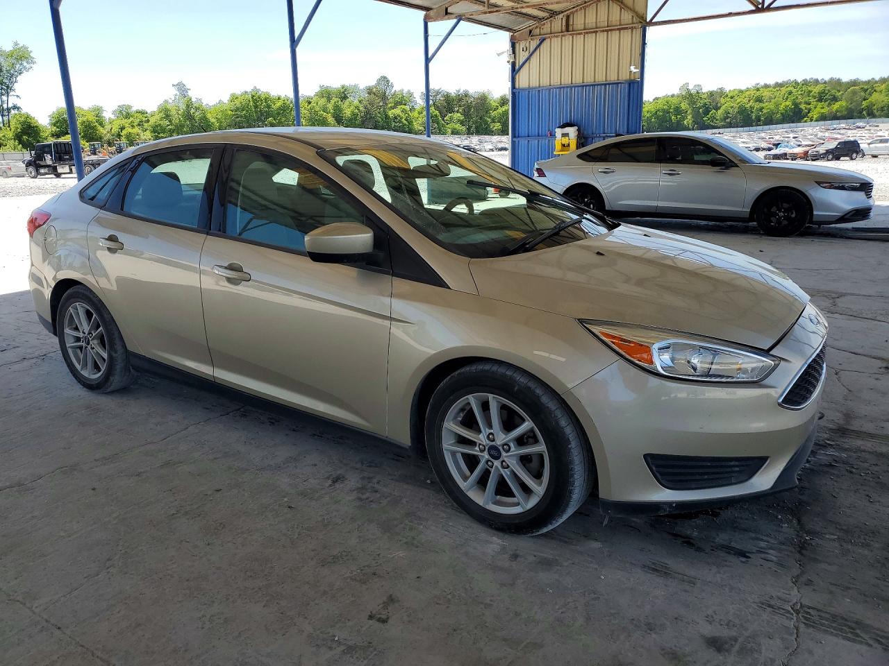 2018 FORD FOCUS SE photo 4