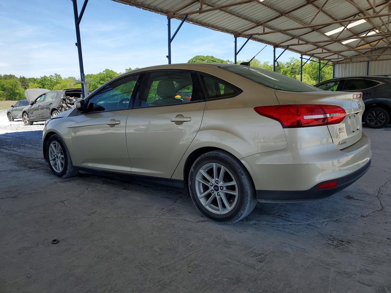 2018 FORD FOCUS SE photo 2