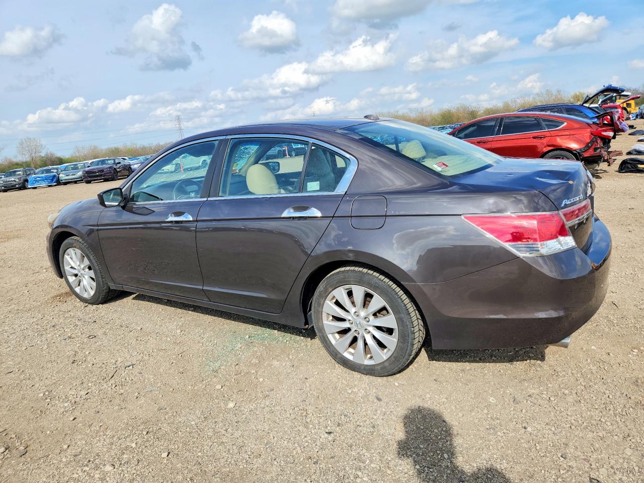 2011 HONDA ACCORD EXL photo 2