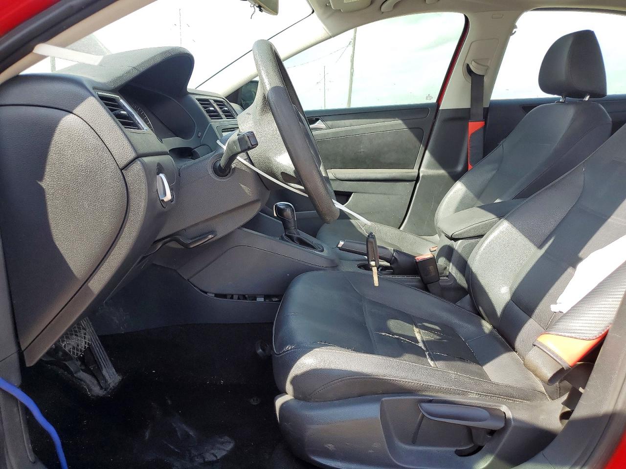 2012 VOLKSWAGEN JETTA SE photo 19