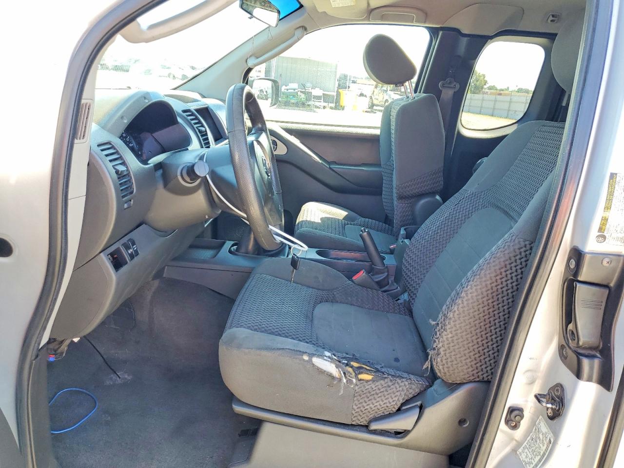 2006 NISSAN FRONTIER SE photo 13