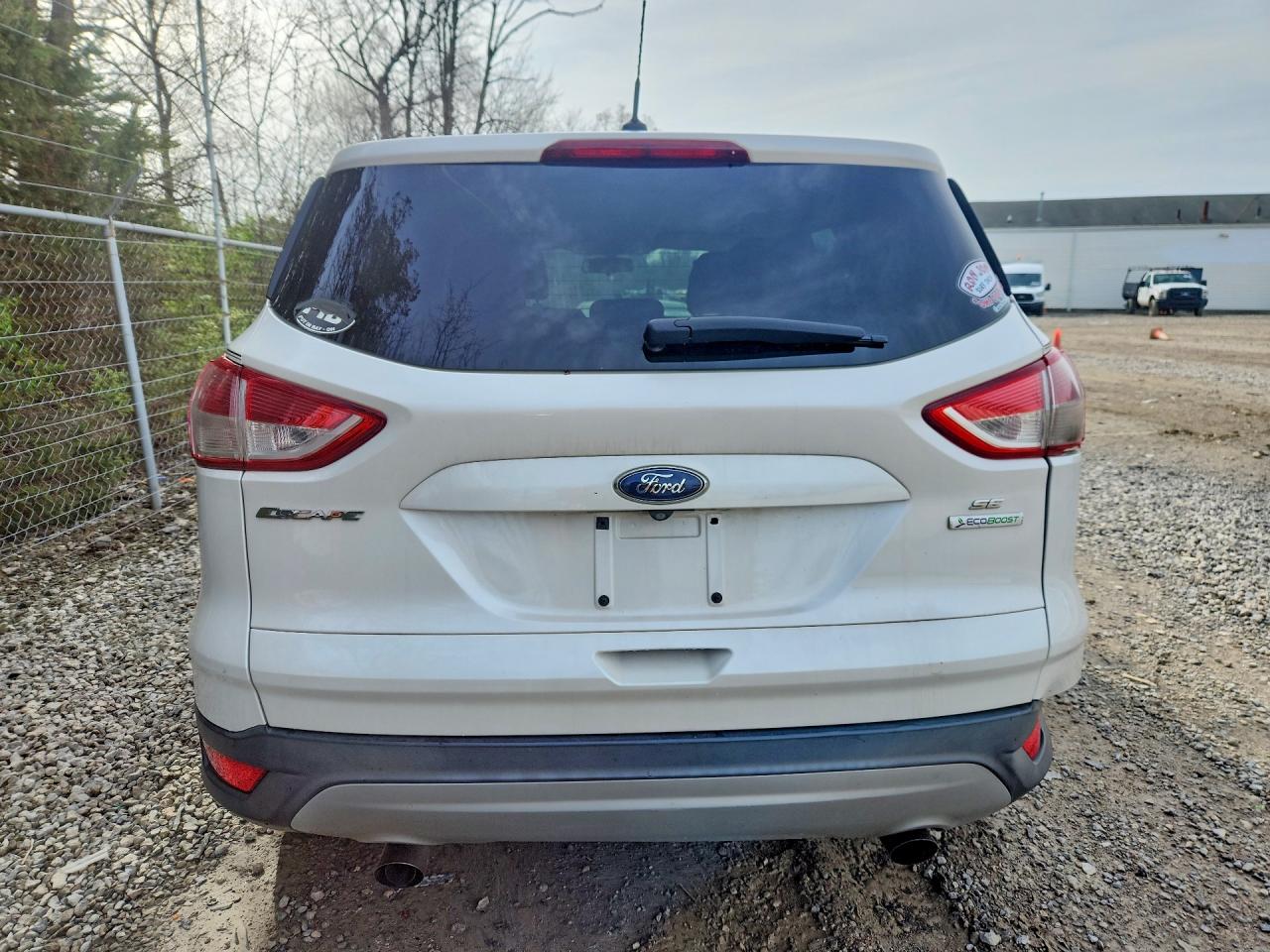 2014 FORD ESCAPE SE photo 16