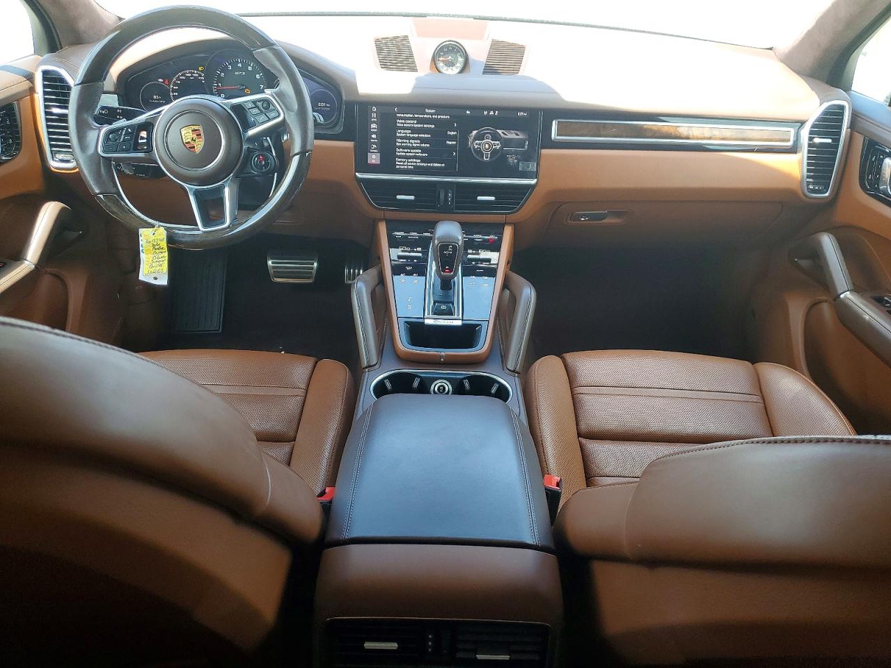 2021 PORSCHE CAYENNE GTS photo 15