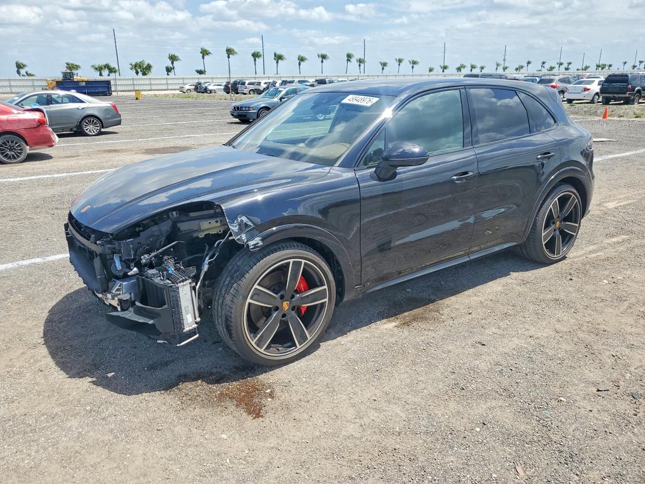 2021 PORSCHE CAYENNE