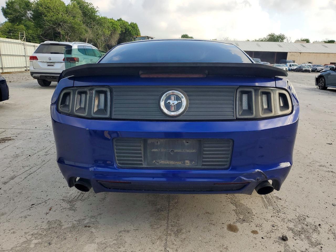 2014 FORD MUSTANG photo 16
