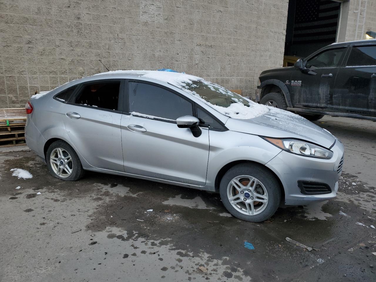 2018 FORD FIESTA SE photo 7