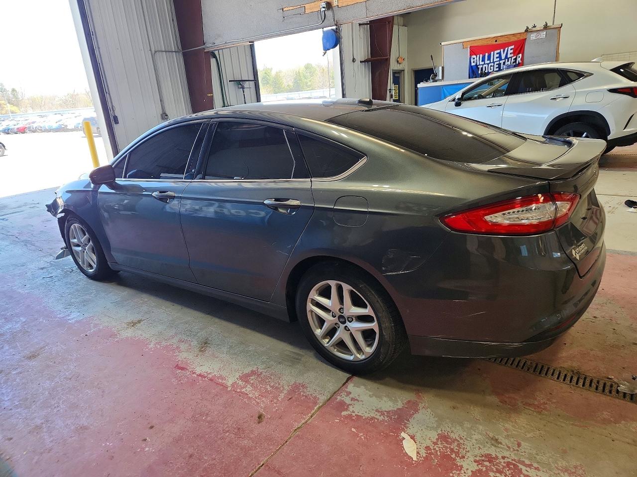 2016 FORD FUSION SE photo 3