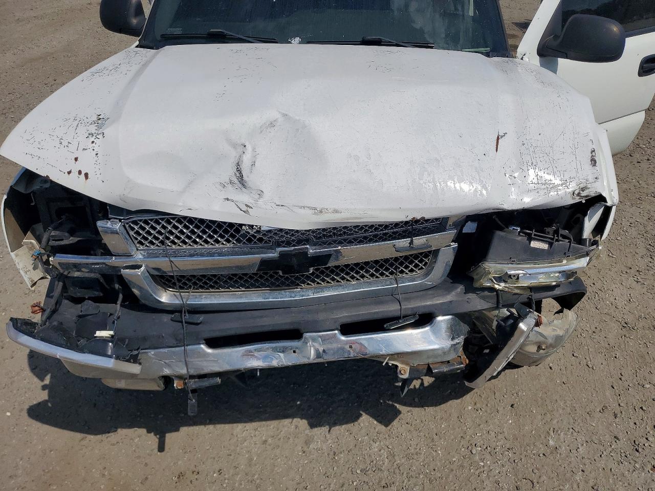 2005 CHEVROLET AVALANCHE C1500 photo 21