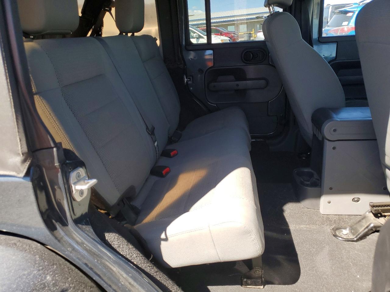 2007 JEEP WRANGLER SAHARA photo 10