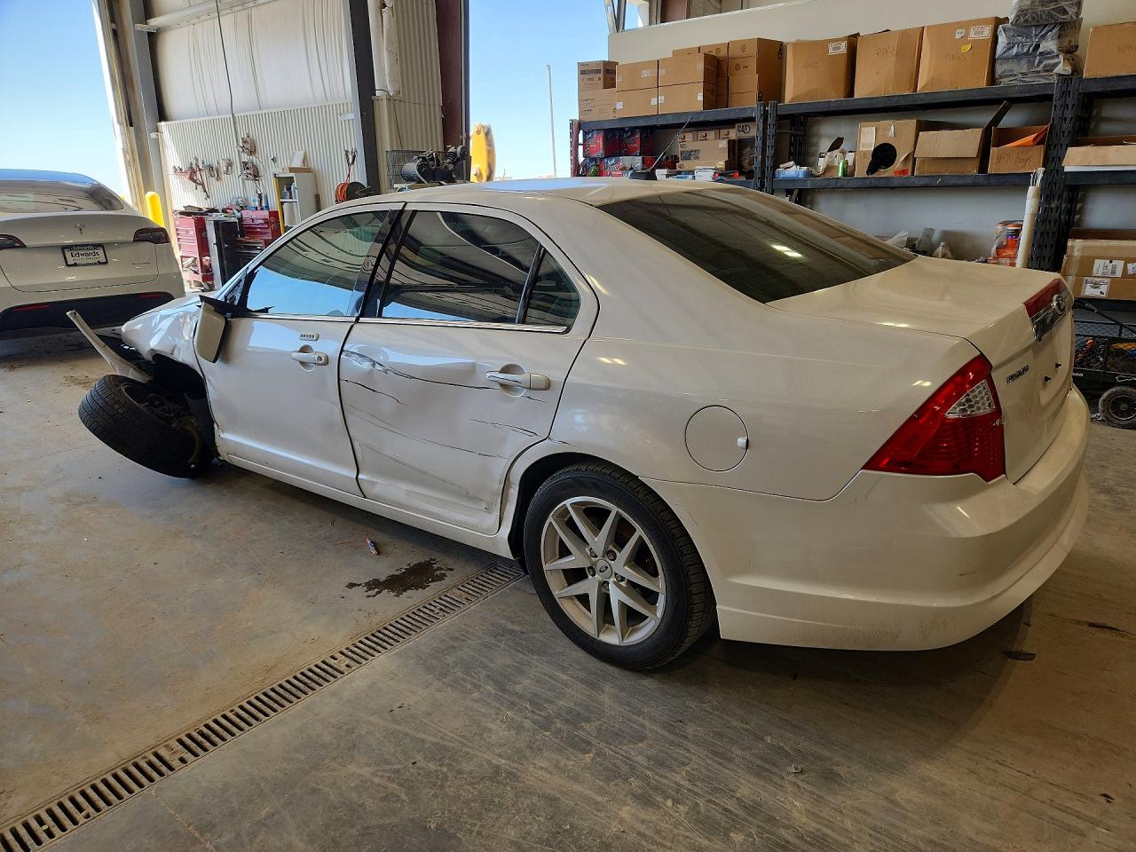 2011 FORD FUSION SEL photo 3