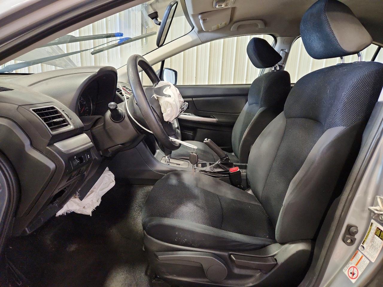 2016 SUBARU IMPREZA photo 19