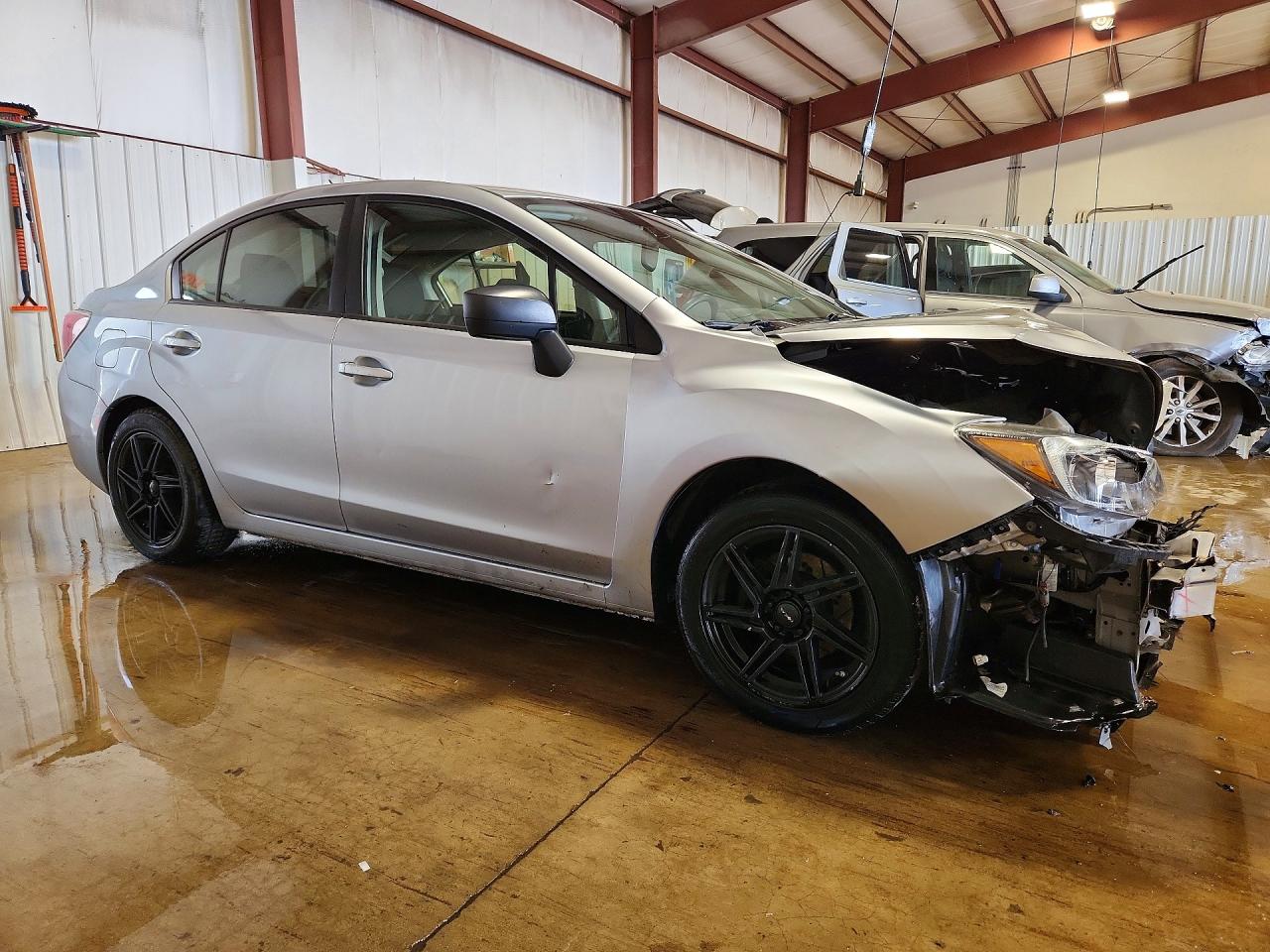 2016 SUBARU IMPREZA photo 10