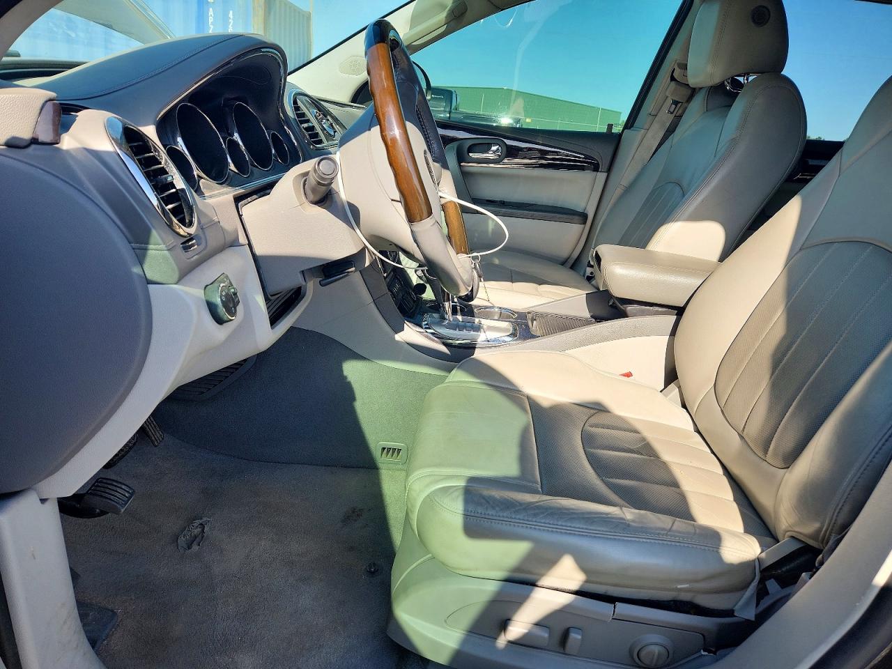 2015 BUICK ENCLAVE photo 13
